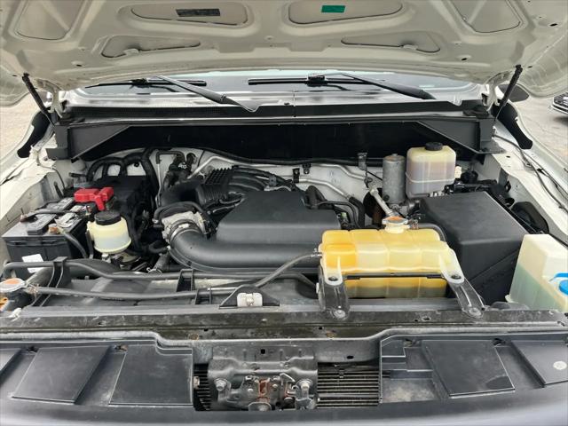 2016 Nissan 1500 S V6