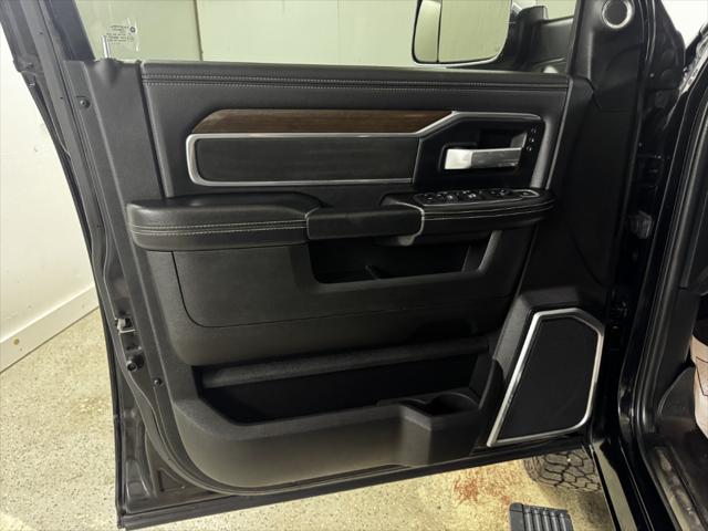 2022 Ram 2500 Laramie Crew Cab 4x4 6'4" Box