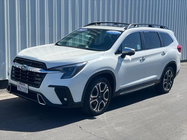 2023 Subaru Ascent Touring's photo