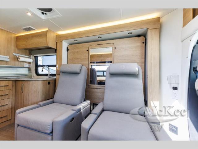 2022 Mercedes-Benz Sprinter 3500XD Chassis Standard Roof V6