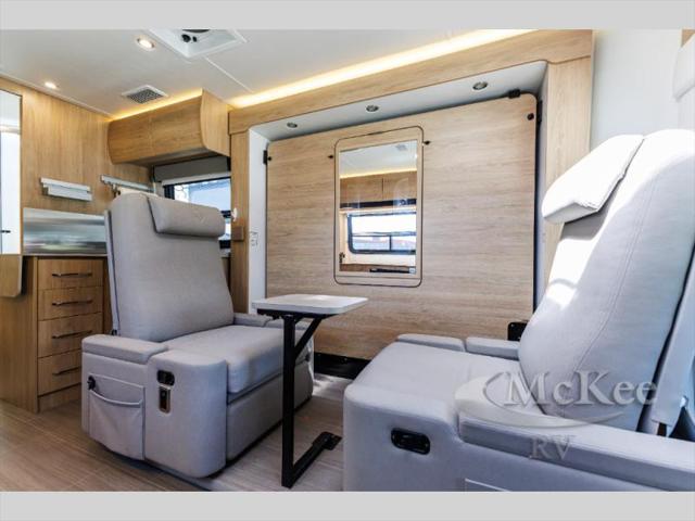2022 Mercedes-Benz Sprinter 3500XD Chassis Standard Roof V6