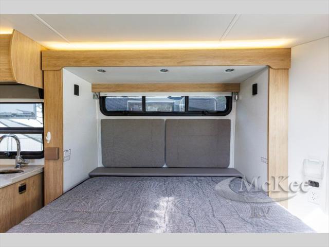 2022 Mercedes-Benz Sprinter 3500XD Chassis Standard Roof V6