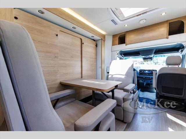 2022 Mercedes-Benz Sprinter 3500XD Chassis Standard Roof V6