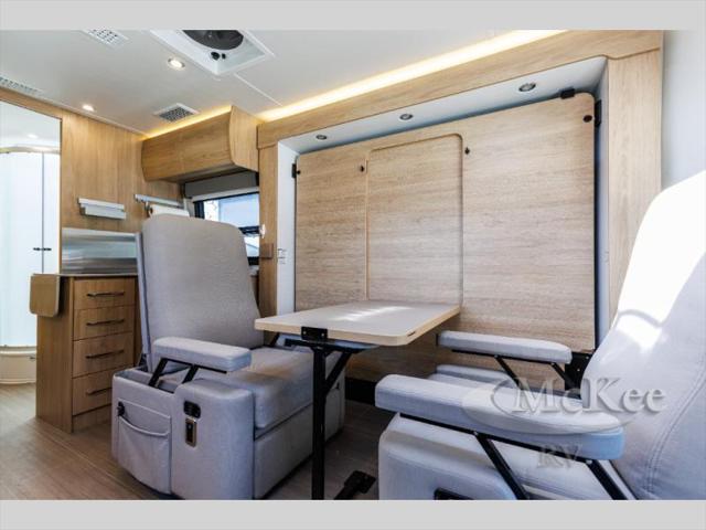 2022 Mercedes-Benz Sprinter 3500XD Chassis Standard Roof V6