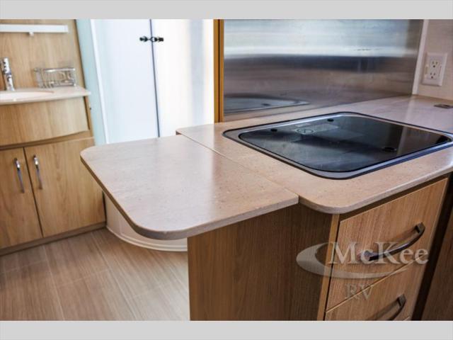 2022 Mercedes-Benz Sprinter 3500XD Chassis Standard Roof V6