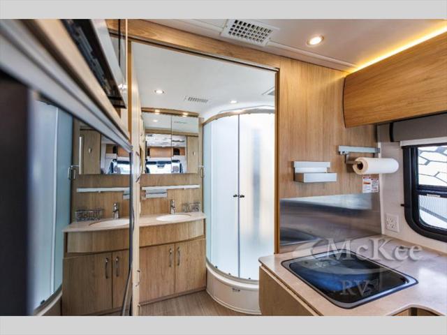 2022 Mercedes-Benz Sprinter 3500XD Chassis Standard Roof V6
