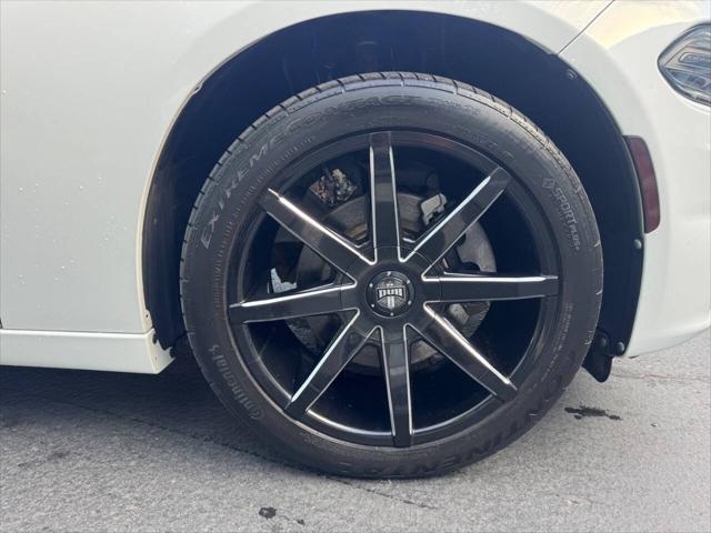 2016 Dodge Charger SXT