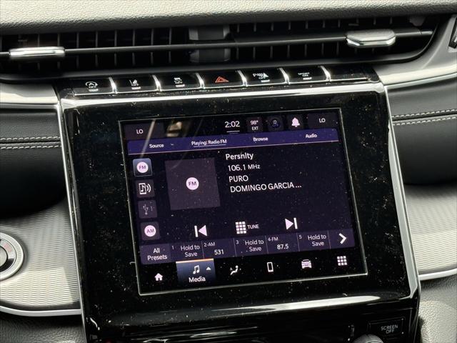 2026 Jeep Grand Cherokee Laredo 4x2