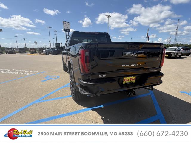 2026 GMC Sierra 2500HD Crew Cab, Standard Bed, Denali Ultimate, 4WD