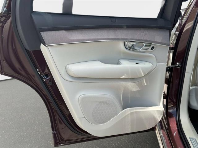 2026 Volvo XC90 Plug-In Hybrid Ultra, T8 AWD, Electric/Gasoline, Bright, 7 Seats