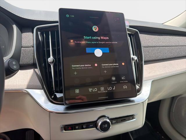 2026 Volvo XC90 Plug-In Hybrid Ultra, T8 AWD, Electric/Gasoline, Bright, 7 Seats