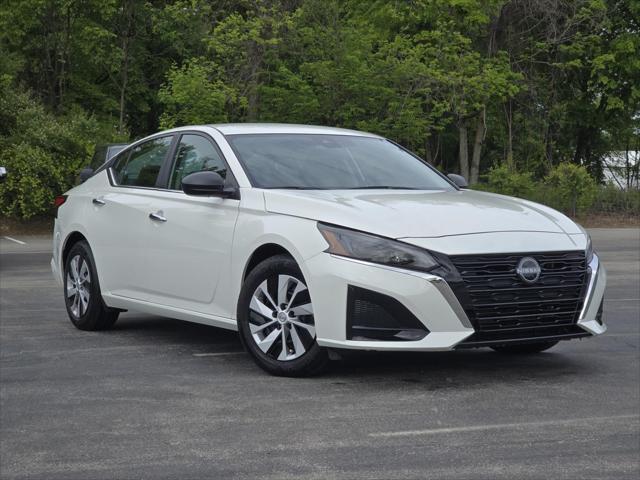 2025 Nissan Altima S FWD
