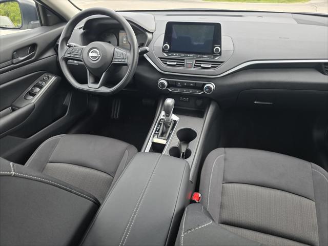 2025 Nissan Altima S FWD