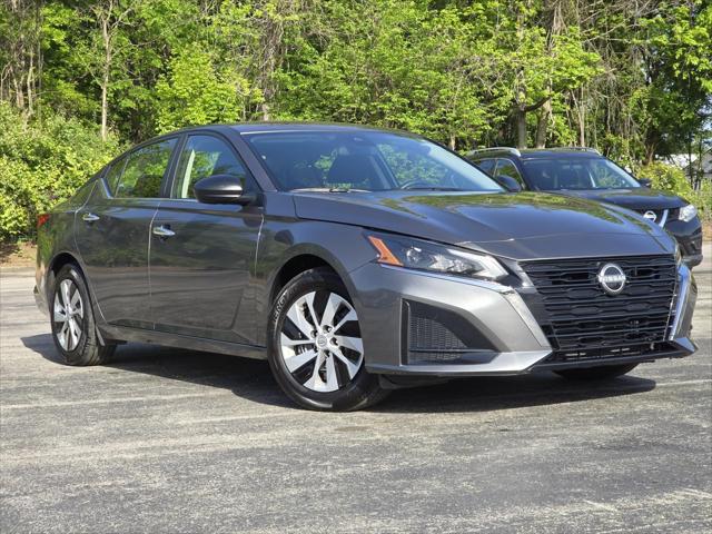2025 Nissan Altima S FWD
