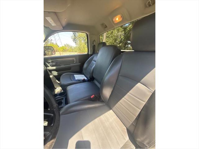 2017 Ram 3500 Tradesman Regular Cab 4x4 8' Box