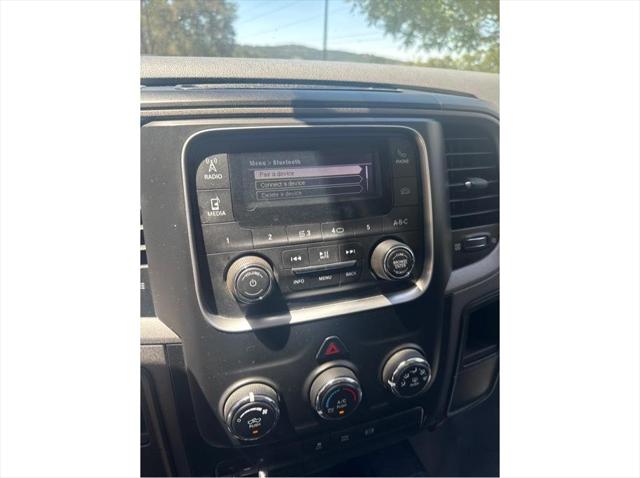 2017 Ram 3500 Tradesman Regular Cab 4x4 8' Box