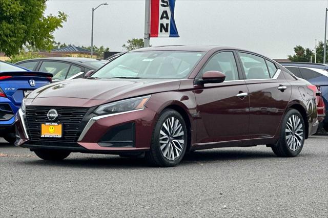 2024 Nissan Altima SV FWD