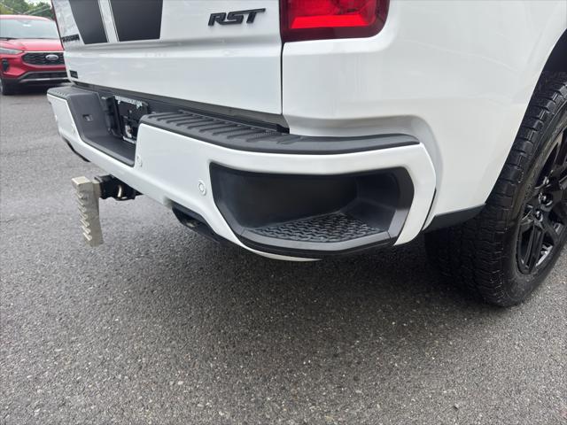 2023 Chevrolet Silverado 1500 4WD Crew Cab Short Bed RST