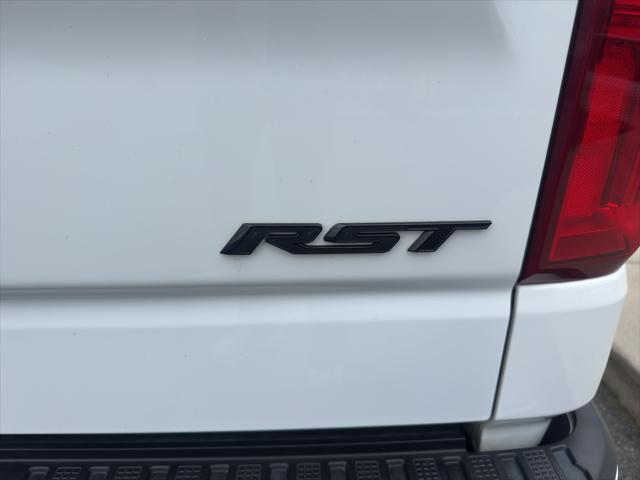 2023 Chevrolet Silverado 1500 4WD Crew Cab Short Bed RST
