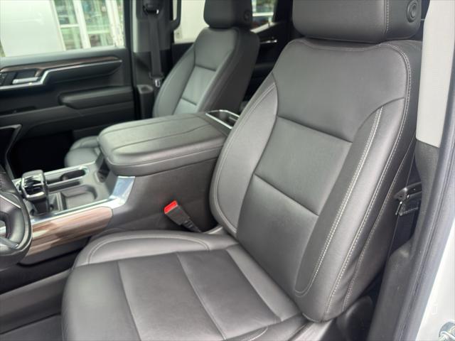 2023 Chevrolet Silverado 1500 4WD Crew Cab Short Bed RST