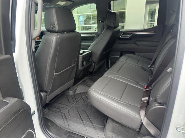 2023 Chevrolet Silverado 1500 4WD Crew Cab Short Bed RST
