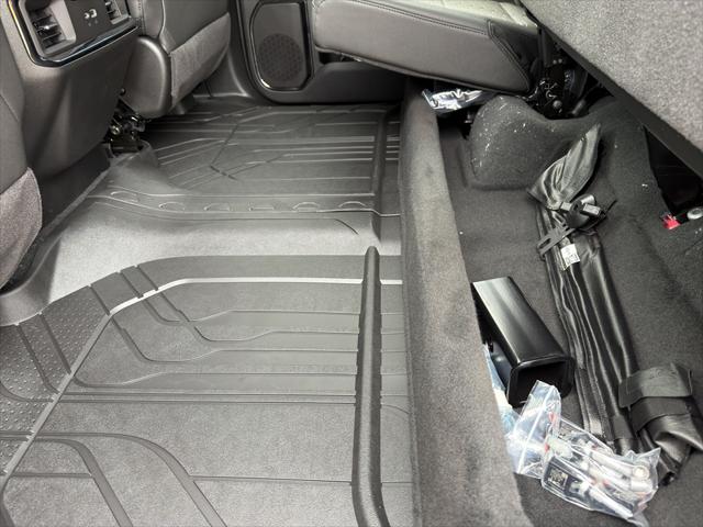 2026 Chevrolet Silverado 2500HD Crew Cab, Standard Bed, XR2, 4WD