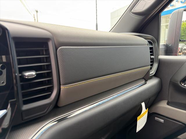 2026 Chevrolet Silverado 2500HD Crew Cab, Standard Bed, XR2, 4WD