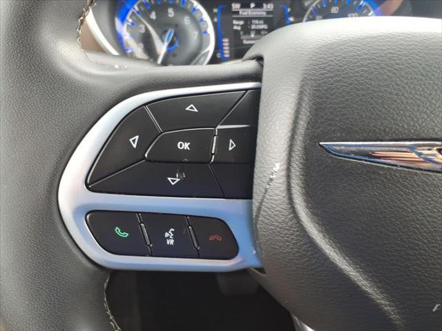 2022 Chrysler Voyager LX