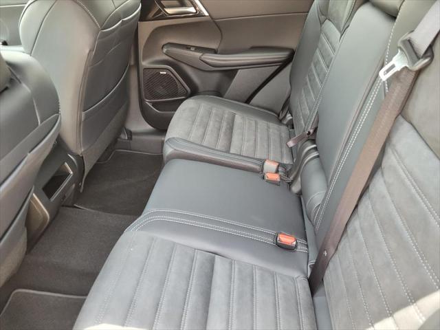 2026 Mitsubishi Outlander LE 1.5T S-AWC