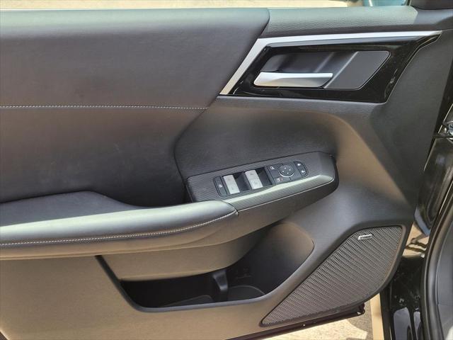 2026 Mitsubishi Outlander LE 1.5T S-AWC