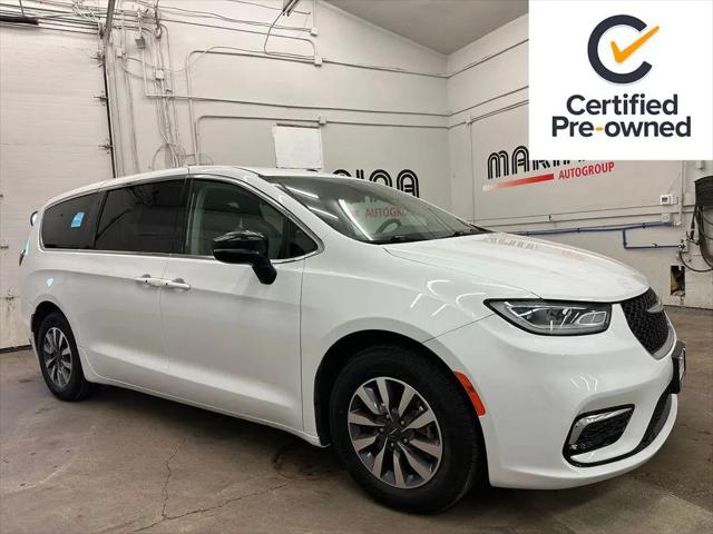 2024 Chrysler Pacifica Hybrid Select for sale in Webster, NY