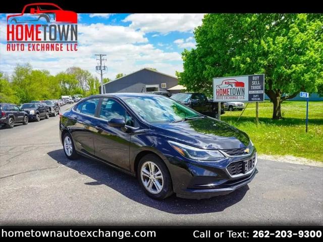 2017 Chevrolet Cruze LT Auto for sale in Lake Geneva, WI