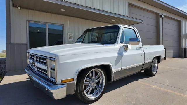 1985 Chevrolet Pickup Base for sale in Sioux Falls, SD