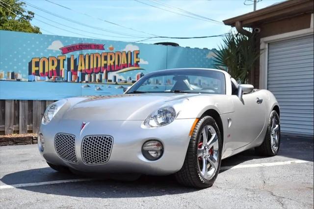 2007 Pontiac Solstice Base 2dr Convertible for sale in Fort Lauderdale, FL