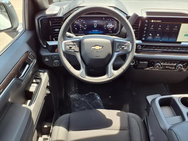2026 Chevrolet Silverado 1500 4WD Crew Cab Short Bed LT with 2FL
