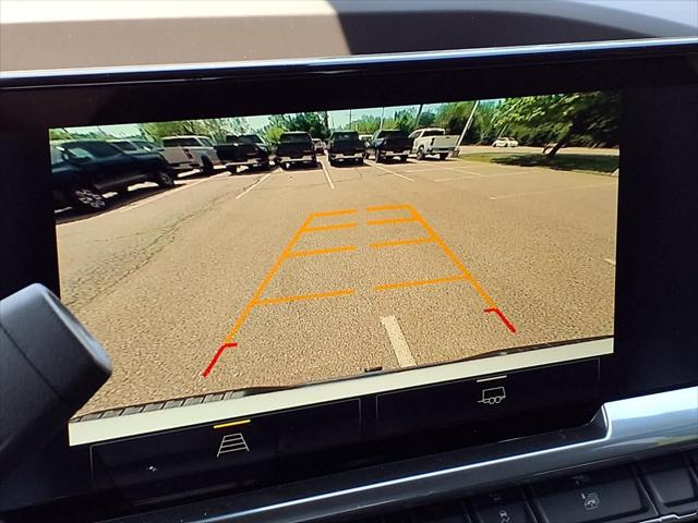 2026 Chevrolet Silverado 1500 4WD Crew Cab Short Bed LT with 2FL