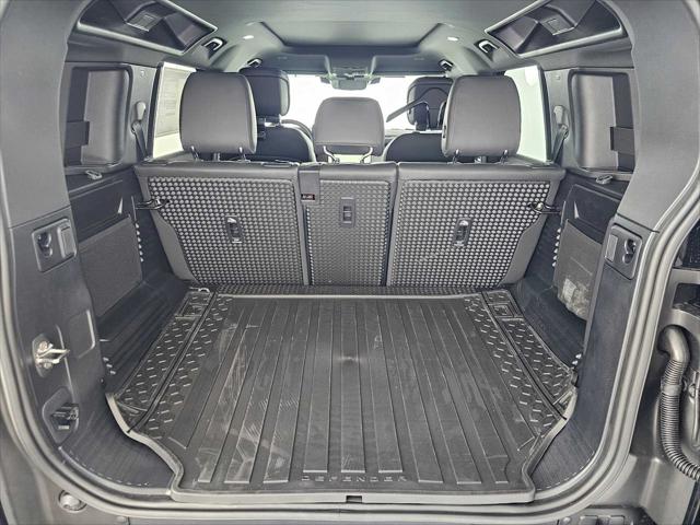 2026 Land Rover Defender P400 X-Dynamic SE