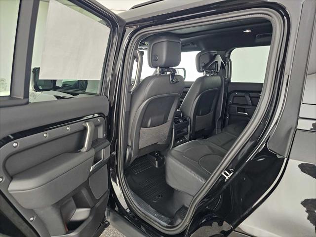 2026 Land Rover Defender P400 X-Dynamic SE