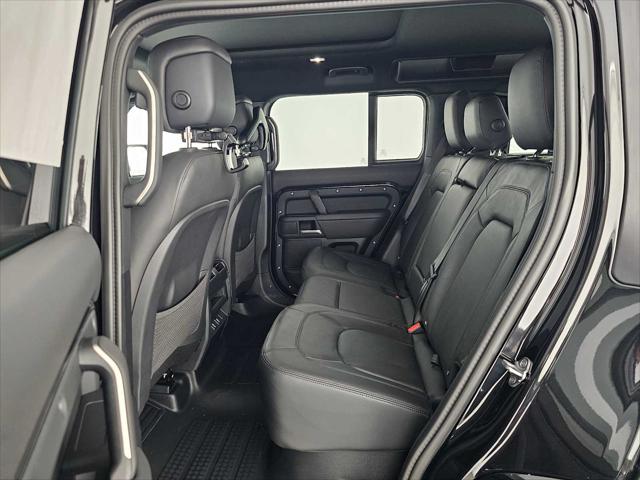 2026 Land Rover Defender P400 X-Dynamic SE