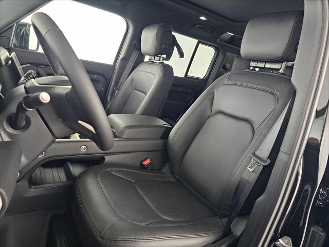 2026 Land Rover Defender P400 X-Dynamic SE