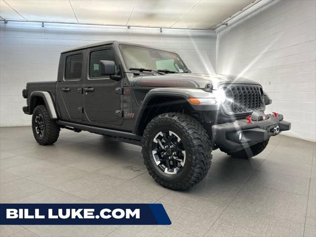 2026 Jeep Gladiator GLADIATOR SHADOW OPS 4X4