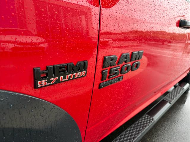 2022 Ram 1500 Classic Warlock Crew Cab 4x4 5'7" Box