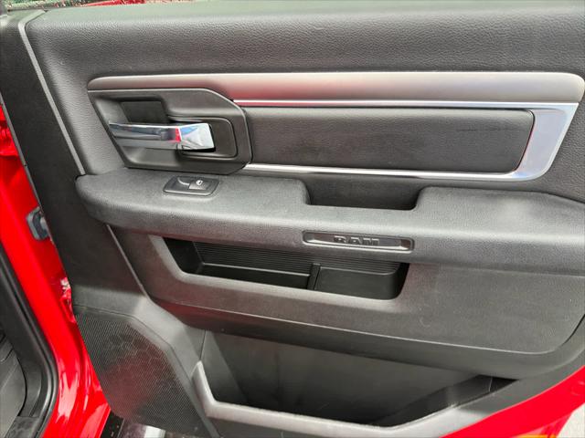 2022 Ram 1500 Classic Warlock Crew Cab 4x4 5'7" Box