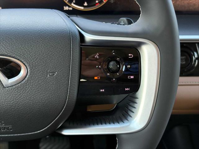 2026 INFINITI QX80 LUXE