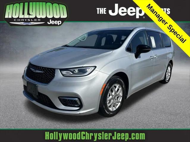 2024 Chrysler Pacifica Touring L for sale in Hollywood, FL