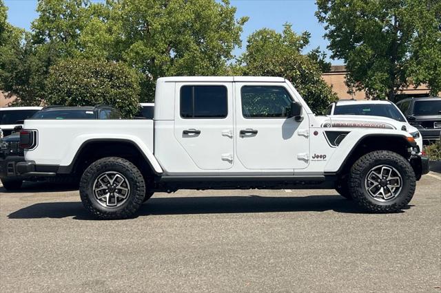 2026 Jeep Gladiator GLADIATOR SHADOW OPS 4X4