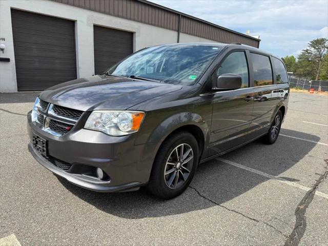 2017 Dodge Grand Caravan SXT for sale in Fredericksburg, VA