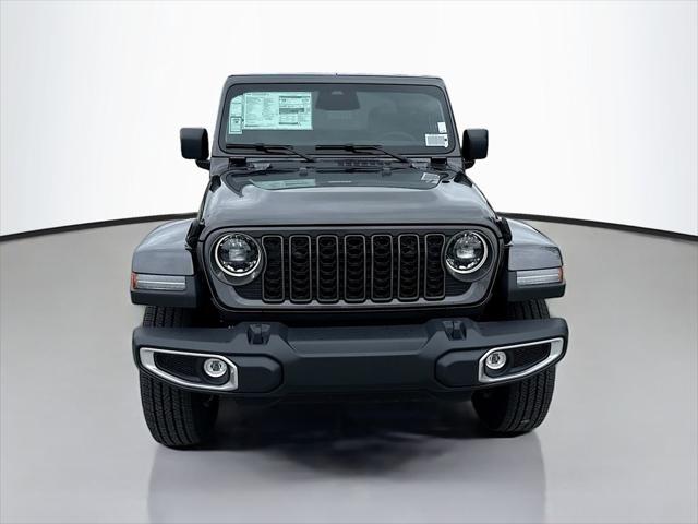 2026 Jeep Gladiator GLADIATOR SAHARA 4X4