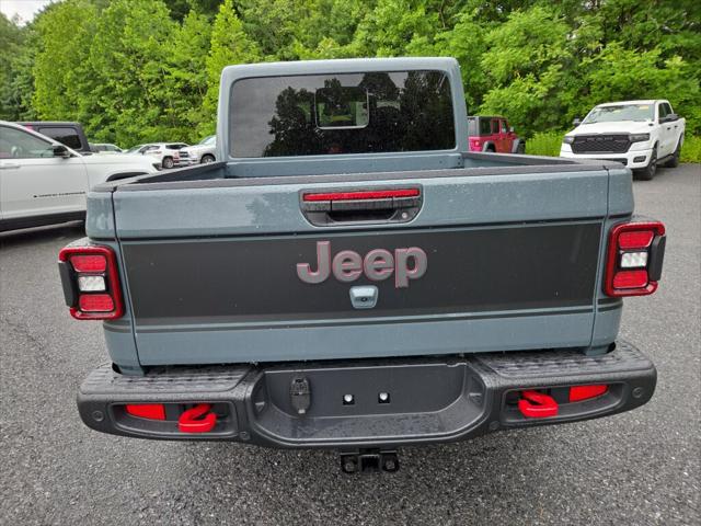 2026 Jeep Gladiator GLADIATOR SHADOW OPS 4X4