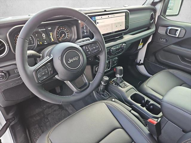 2026 Jeep Gladiator GLADIATOR SAHARA 4X4